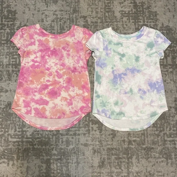 🔥4/20! Bundle of 5 girls T shirts, size 5T. - Picture 2 of 10